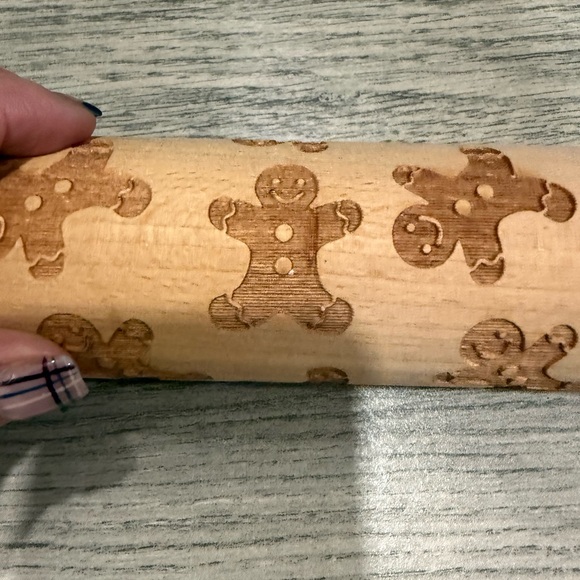 Gingerbread Pattern Rolling Pin - Picture 2 of 3